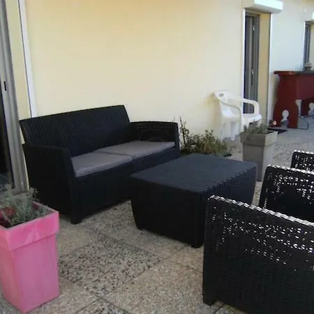 펜션 Toscana 250 M De La *